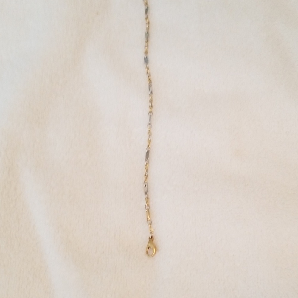 8in 14Kt yellow and white gold braceket